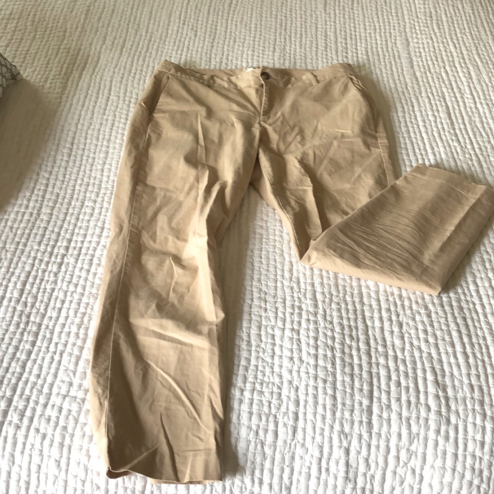 Women’s J Crew Khaki Pants. Size 10